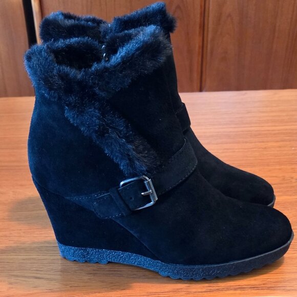Aquatalia Carlotta Wedge Heeled Booties - Picture 1 of 8